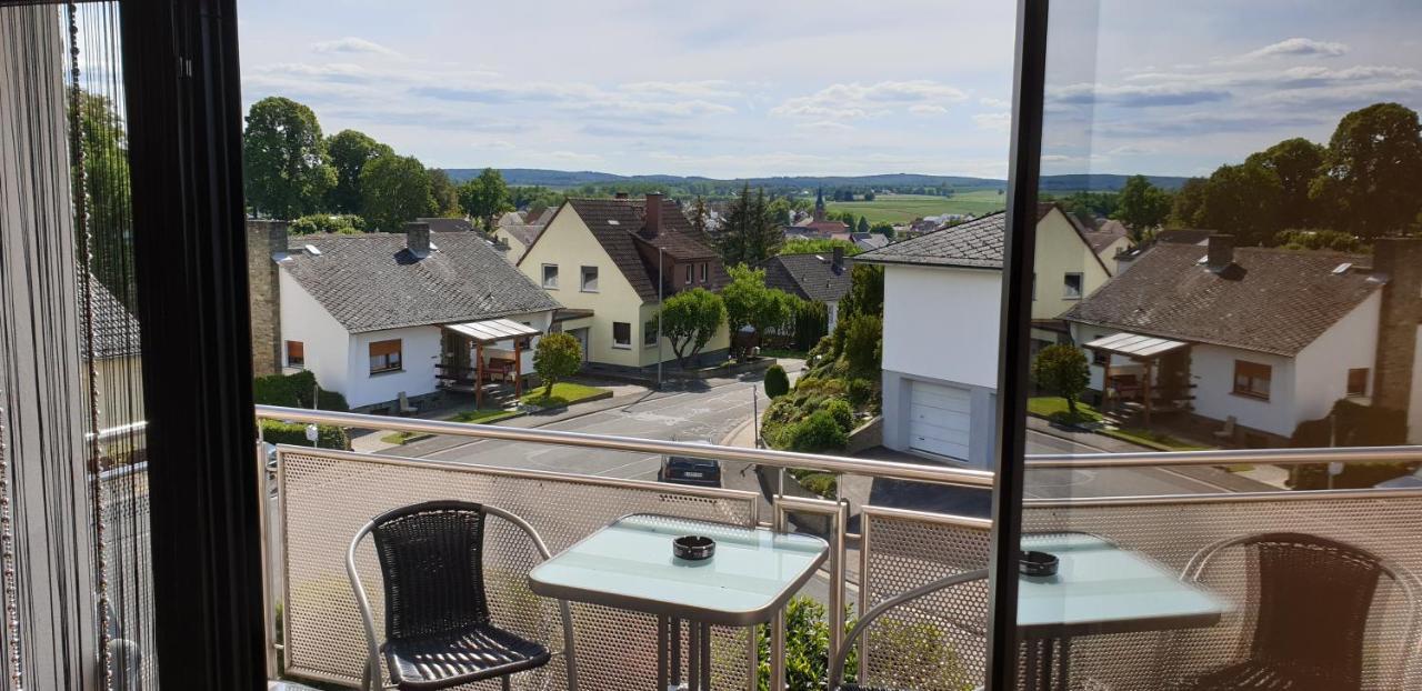 Ferienwohnung Hemmerl Bad Camberg Bagian luar foto